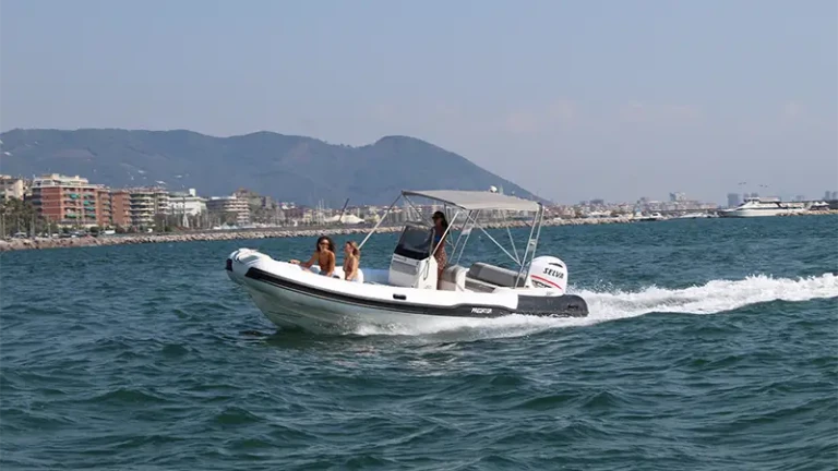 gommone-predator-680-16